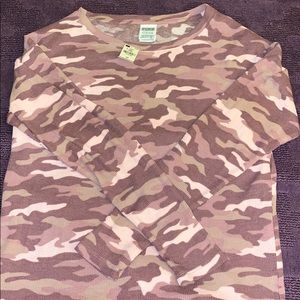 super cute PINK camo shirt